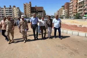 محافظ أسوان يتابع تطوير طريق السادات ويوجه بسرعة إنجاز المرافق - 1 - سيناء الإخبارية