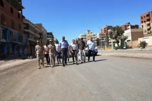 محافظ أسوان يتابع تطوير طريق السادات ويوجه بسرعة إنجاز المرافق - 7 - سيناء الإخبارية