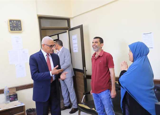 محافظ شمال سيناء يتابع سير العمل ويهنئ المواطنين بعيد الأضحى - 1 - سيناء الإخبارية