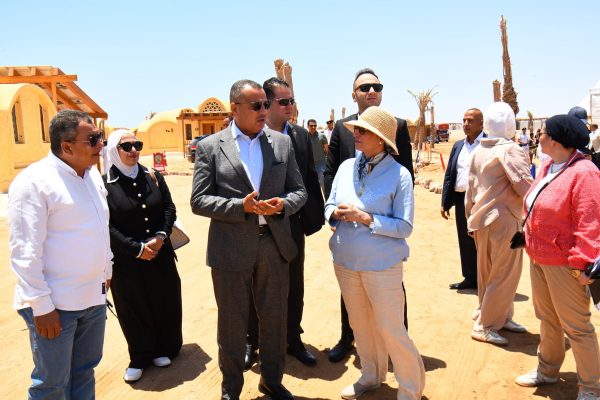  وزيرة البيئة ومحافظ جنوب سيناء يفتتحان "قرية الغرقانة" النموذجية بمحمية نبق - 3 - سيناء الإخبارية