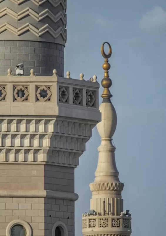 المسجد النبوي: قلب الإسلام وصرح التاريخ المقدس   - 15 - سيناء الإخبارية
