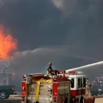 حرائق وأصوات انفجارات تهز إسرائيل عقب قصف إيراني مكثف - 1 - سيناء الإخبارية
