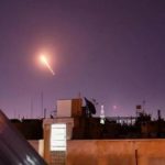 فشل صاروخ دفاعي إسرائيلي وسقوطه داخل تل أبيب أثناء الهجوم الإيراني  - 1 - سيناء الإخبارية