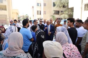 محافظ شمال سيناء يتفقد لجان الثانوية العامة بالعريش ويؤكد انتظام الامتحانات - 3 - سيناء الإخبارية