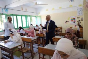 محافظ شمال سيناء يتفقد لجان الثانوية العامة بالعريش ويؤكد انتظام الامتحانات - 17 - سيناء الإخبارية