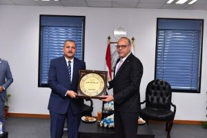 600 منحة تدريبية مجانية لتأهيل الشباب بالتعاون بين "العمل" و"الحفر المصرية" - 21 - سيناء الإخبارية