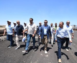 وزير الإسكان يتفقد مشروعات العلمين الجديدة ويوجه بتكثيف الأعمال - 7 - سيناء الإخبارية