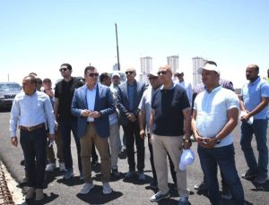 وزير الإسكان يتفقد مشروعات العلمين الجديدة ويوجه بتكثيف الأعمال - 9 - سيناء الإخبارية