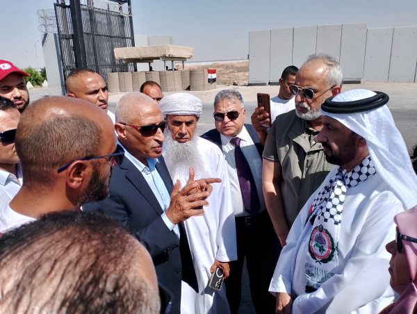 محافظ شمال سيناء يرافق وفد البرلمان العربي لزيارة معبر رفح البري - 3 - سيناء الإخبارية