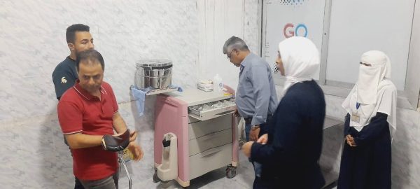 وكيل صحة شمال سيناء يقوم بجولة مفاجئة لمستشفى الشيخ زويد مساءً - 3 - سيناء الإخبارية