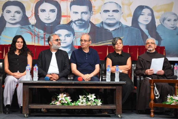 المركز الكاثوليكي يكرم أبطال مسلسل "لام شمسية".. صور - 7 - سيناء الإخبارية