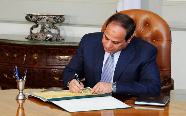 قانون الإيجار القديم بين التصديق والرفض.. معركة الحقوق والتشريد تنتظر قرار الرئيس - 6 - سيناء الإخبارية