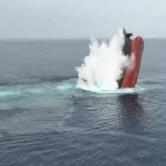 تصعيد خطير في البحر الأحمر: هجمات حوثية تُغرق سفنًا وتستهدف إسرائيل بصواريخ - 1 - سيناء الإخبارية