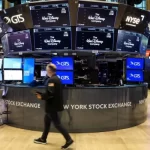 وول ستريت تواصل الصعود مدفوعةً بنتائج قوية وتوقعات بخفض الفائدة - 1 - سيناء الإخبارية