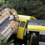 مصرع 4 أشخاص على الأقل في حادث قطار مروع جنوب غرب ألمانيا - 1 - سيناء الإخبارية