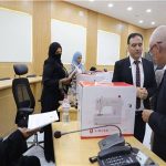 لتمكين المرأة وخلق فرص عمل.. توزيع ماكينات خياطة على سيدات شمال سيناء - 1 - سيناء الإخبارية