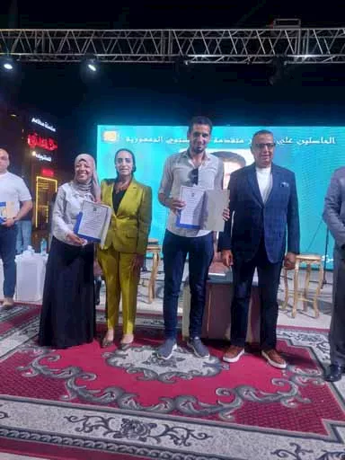 محافظ جنوب سيناء يكرم 107 من الطلاب المتفوقين في احتفالية شرم الشيخ (صور) - 13 - سيناء الإخبارية