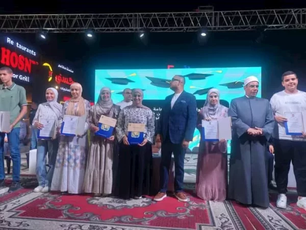 محافظ جنوب سيناء يكرم 107 من الطلاب المتفوقين في احتفالية شرم الشيخ (صور) - 19 - سيناء الإخبارية