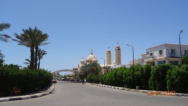 الكاتدرائية السماوية بشرم الشيخ.. معلم روحي وسياحي يجمع بين الجمال والإيمان - 11 - سيناء الإخبارية