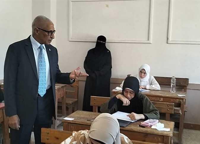 234 طالبًا يؤدون امتحان الأحياء في شمال سيناء وسط إجراءات مشددة - 9 - سيناء الإخبارية
