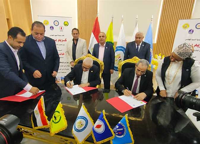 محطة لتحلية المياه في وادي الحاج بشمال سيناء بتمويل من شركة القاهرة لتكرير البترول - 1 - سيناء الإخبارية