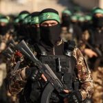 كتائب القسام تتوعد جيش الاحتلال برسالة بثلاث لغات بعد مقتل الجندي أبراهام أزولاي في خان يونس - 1 - سيناء الإخبارية