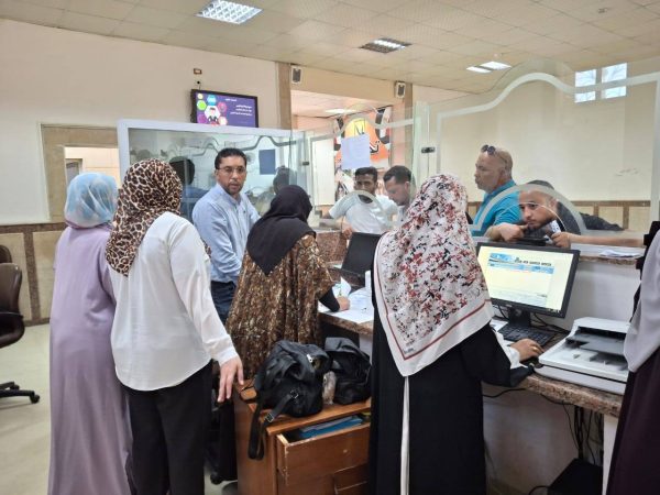 حملة ميدانية بجنوب سيناء لمراجعة تراخيص المحال وتحسين خدمات المراكز التكنولوجية - 1 - سيناء الإخبارية