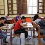 سماعة تغرس في أذن طالب خلال امتحان الثانوية العامة بسوهاج - 19 - سيناء الإخبارية