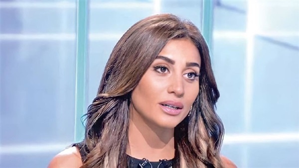 حقيقة طلاق كريم محمود عبد العزيز وزوجته بسبب دينا الشربيني - 1 - سيناء الإخبارية