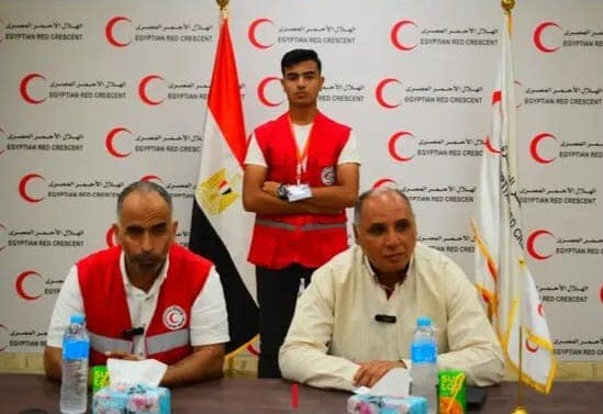 القومي لمكافحة الإرهاب يزور فرع الهلال الأحمر بشمال سيناء ويكرم المتطوعين - 5 - سيناء الإخبارية
