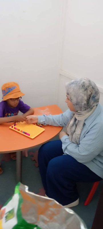 جلسات تخاطب وتنمية مهارات لذوي الهمم في جنوب سيناء ضمن "جسور الأمل" - 1 - سيناء الإخبارية