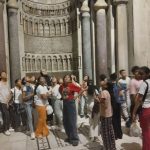 أتوبيس الفن الجميل يصطحب أطفال روضة السيدة في رحلة بين آثار شارع المعز - 1 - سيناء الإخبارية