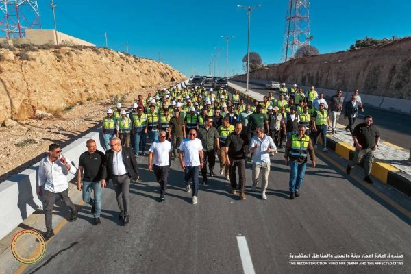القاسم حفتر يتفقد طريق عقبة الفتايح برفقة "العرجاني".. ويؤكد: لا تهاون في جودة الإعمار - 5 - سيناء الإخبارية