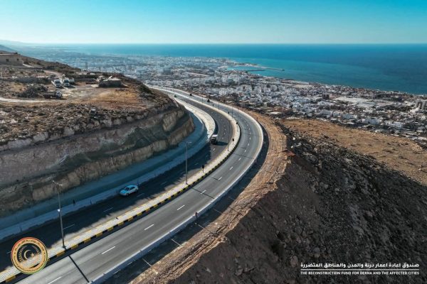 القاسم حفتر يتفقد طريق عقبة الفتايح برفقة "العرجاني".. ويؤكد: لا تهاون في جودة الإعمار - 11 - سيناء الإخبارية