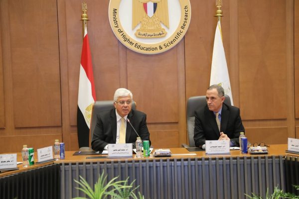 جامعة تكنولوجية جديدة في قلب سيناء: رئيس جامعة العريش يزف البشرى بإنشاء صرح تعليمي جديد يخدم التنمية الشاملة في المنطقة - 3 - سيناء الإخبارية