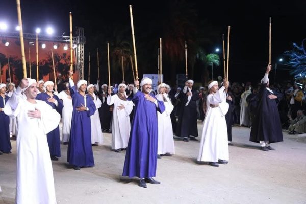 من التراب إلى السماء: كيف يحول التحطيب الصعيدي الصلابة إلى إبداع؟" - 19 - سيناء الإخبارية