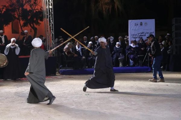 من التراب إلى السماء: كيف يحول التحطيب الصعيدي الصلابة إلى إبداع؟" - 17 - سيناء الإخبارية