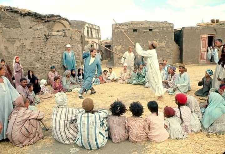 من التراب إلى السماء: كيف يحول التحطيب الصعيدي الصلابة إلى إبداع؟" - 1 - سيناء الإخبارية