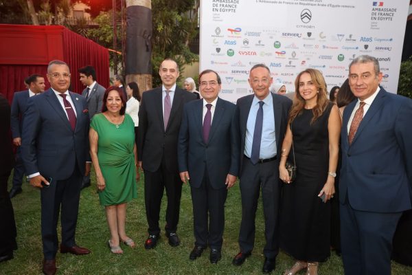 محافظ جنوب سيناء يشارك في احتفال السفارة الفرنسية باليوم الوطني ويؤكد على عمق العلاقات الثنائية - 1 - سيناء الإخبارية