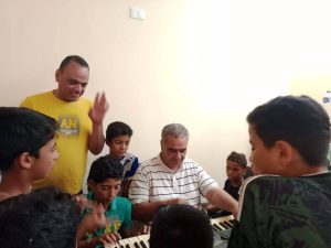 فن وإبداع في قلب سيناء.. "مصر جميلة" يشعل طاقات الأطفال والمواهب بقرى الشمال - 1 - سيناء الإخبارية