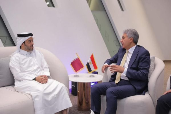 وزير السياحة المصري يبحث مع رئيس هيئة قطر للسياحة إطلاق برامج سياحية مشتركة واستثمارات جديدة - 9 - سيناء الإخبارية