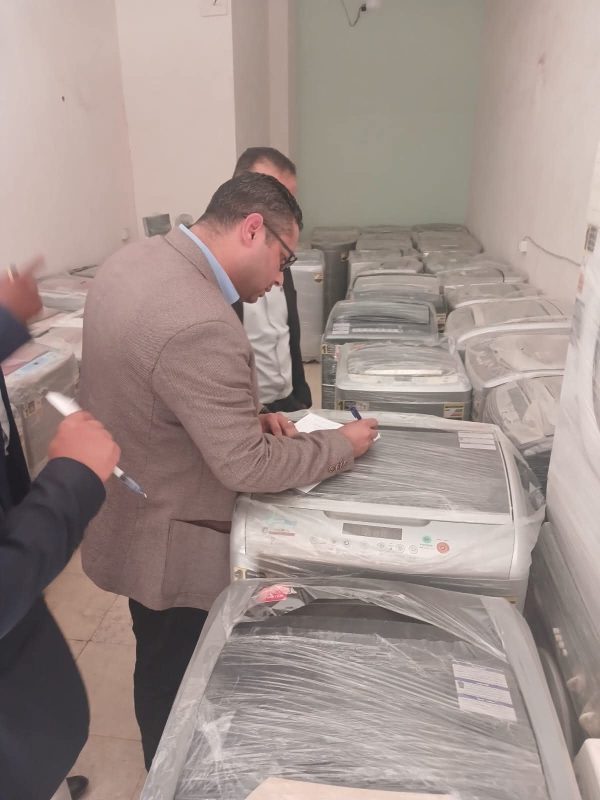 أكبر ضربة نوعية لحماية المستهلك.. ضبط مخزن لإعادة تدوير أجهزة كهربائية مستعملة بعلامات تجارية مزورة في البساتين - 1 - سيناء الإخبارية