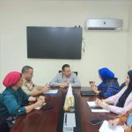 رئيس إقليم القناة يجتمع بقيادات فرع الرعاية الصحية بجنوب سيناء - 1 - سيناء الإخبارية