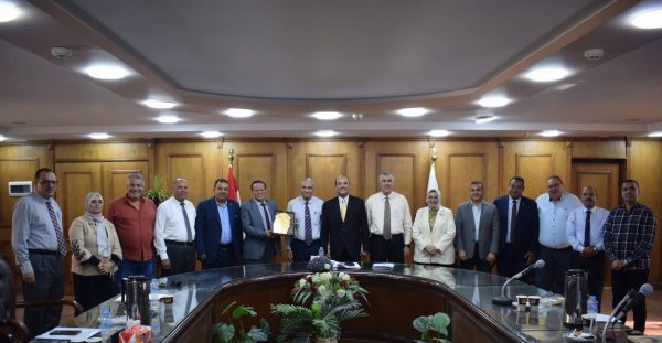 جامعة العريش تختتم عامها الجامعي وتطلق خطة متكاملة للصيف والعام الجديد - 1 - سيناء الإخبارية