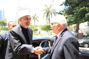 مفتي الجمهورية يهنئ رئيس هيئة قضايا الدولة بتوليه المنصب رسميا.. صور - 1 - سيناء الإخبارية