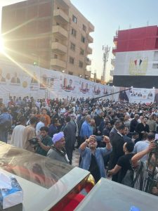 الطبول والمزامير تستقبل الحشود.. وأعلام مصر ترفرف في سماء الجيزة - 3 - سيناء الإخبارية