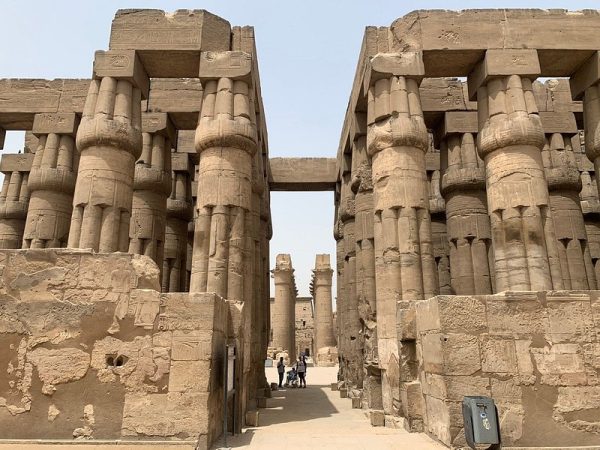 معبد الأقصر.. تحفة معمارية خالدة تروي مجد الفراعنة - 9 - سيناء الإخبارية