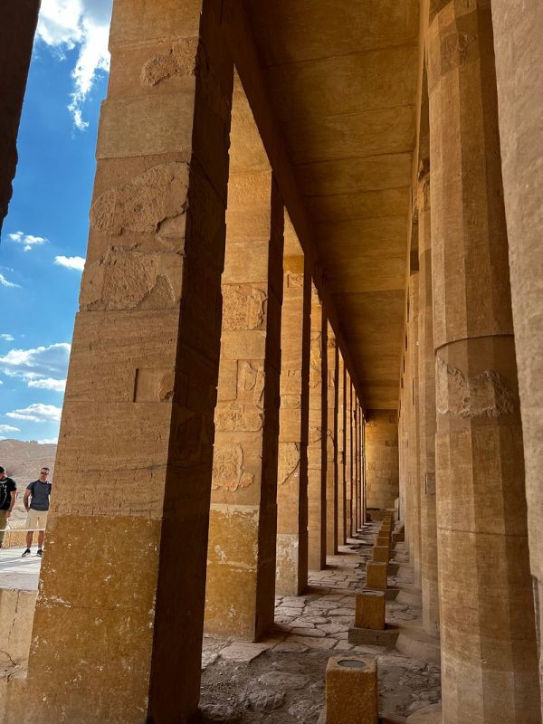 معبد حتشبسوت.. معجزة معمارية على أرض الأقصر - 17 - سيناء الإخبارية