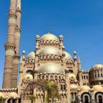 مسجد الصحابة.. درة معمارية تُزيّن شرم الشيخ وتُجسد روح الهوية الإسلامية - 1 - سيناء الإخبارية