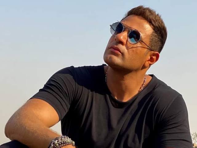 محمد نور يشعل صيف 2025 بـ"وريني".. ألبوم جديد بتوقيع نجوم الكلمة واللحن - 9 - سيناء الإخبارية